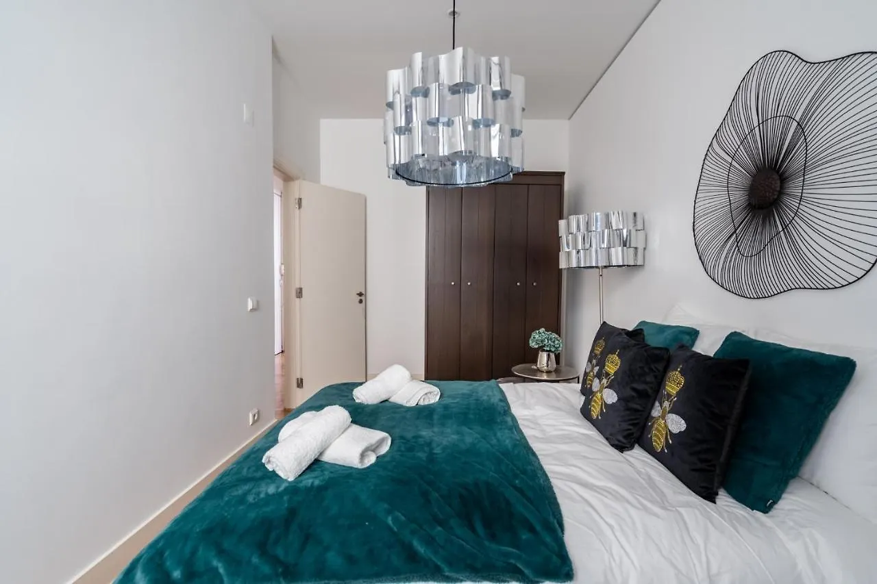 Apartamento Akicity Ourique Rose Lisboa Portugal